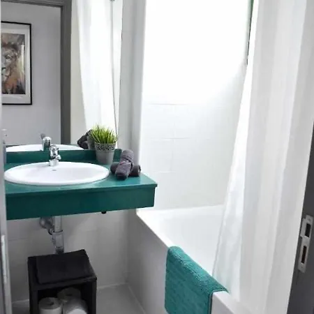 Appartamento Holyhome Grey 217