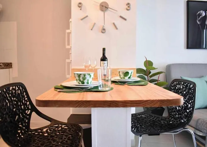 Holyhome Grey 217 아파트 코스타 테기세